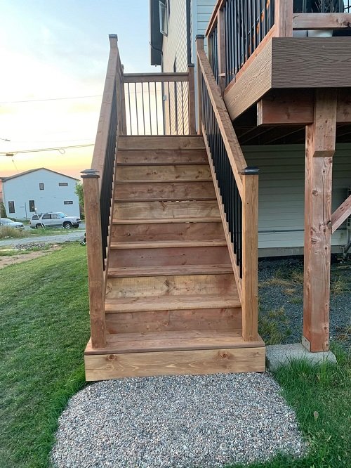 Exterior stairs